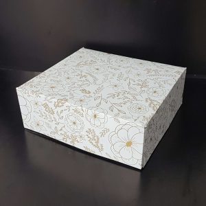 Cutie prăjituri carton tipar floral monocrom fără fereastră